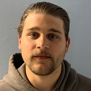 headshots_AveryKlotz_square-300x300