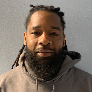 headshots_JohnSharper_square-300x300